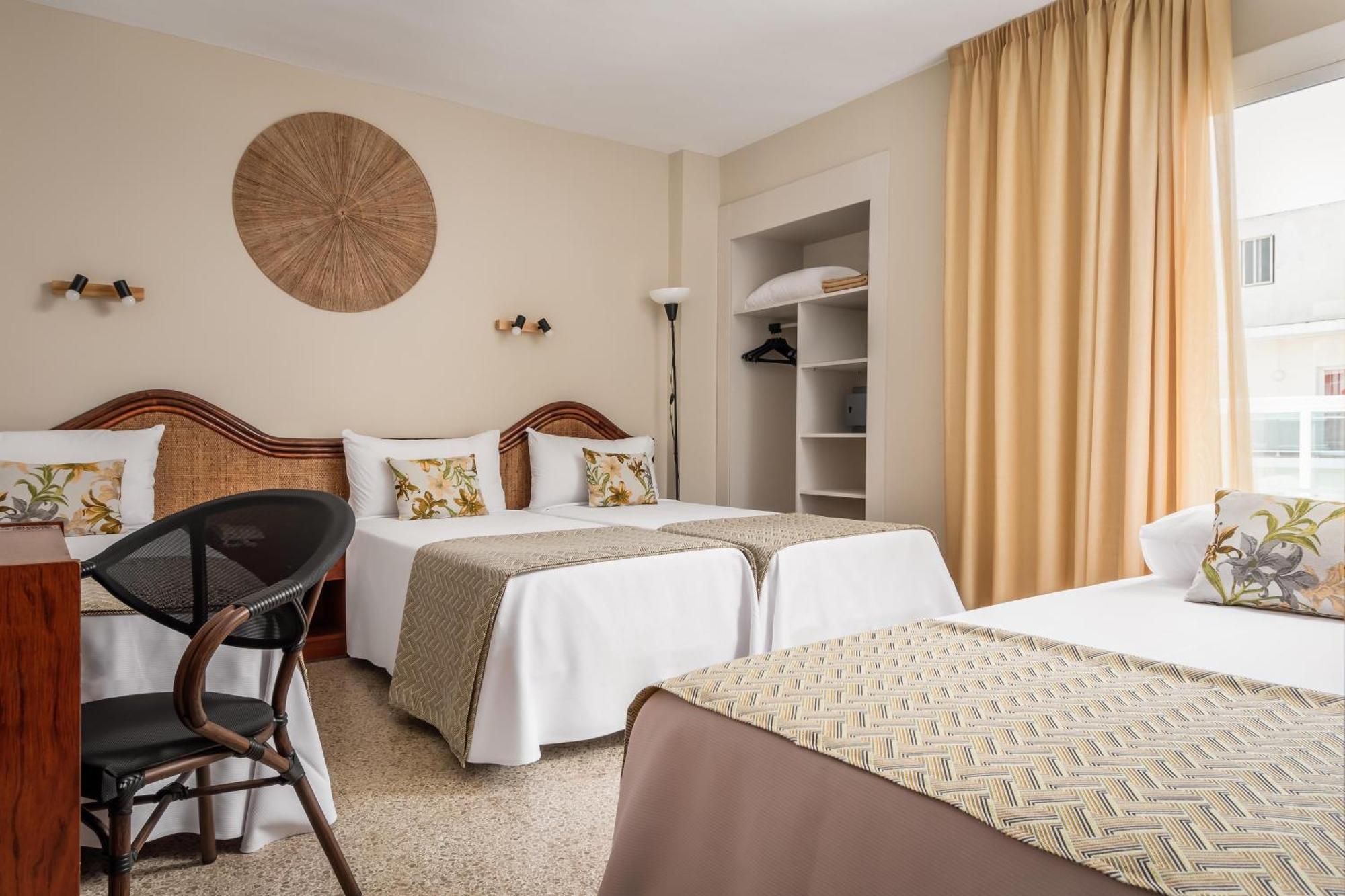 Hotel Cartago Nova By Alegria Малграт де Мар Екстериор снимка
