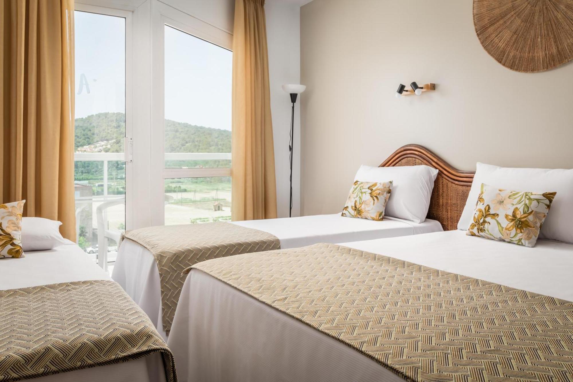 Hotel Cartago Nova By Alegria Малграт де Мар Екстериор снимка